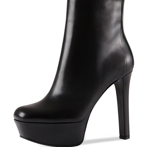 Gucci Shoes - Gucci Malaga Kid Bootie size 40